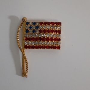 Vintage American flag rhinestone brooche